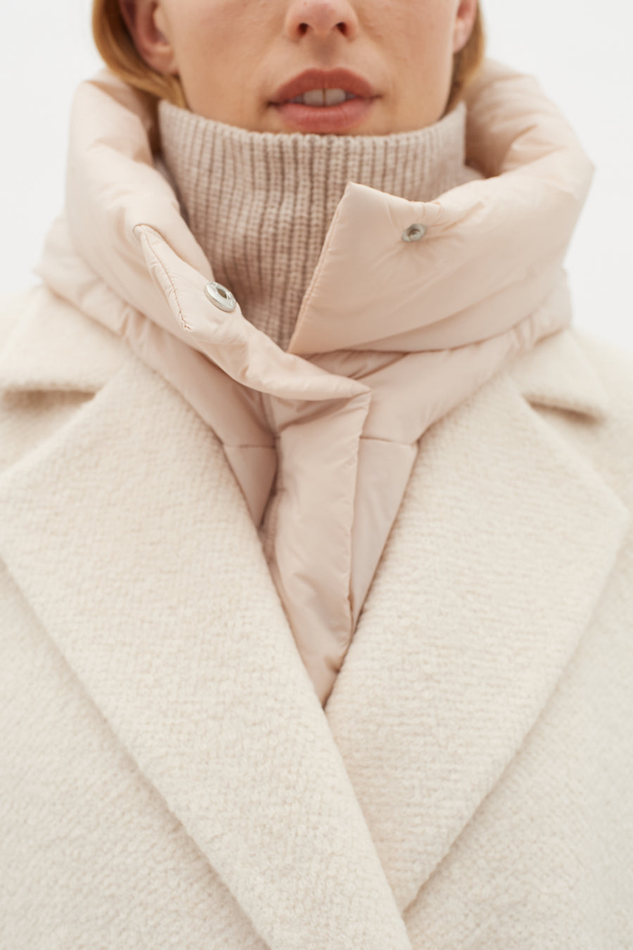 INW30109563 Lila Hood