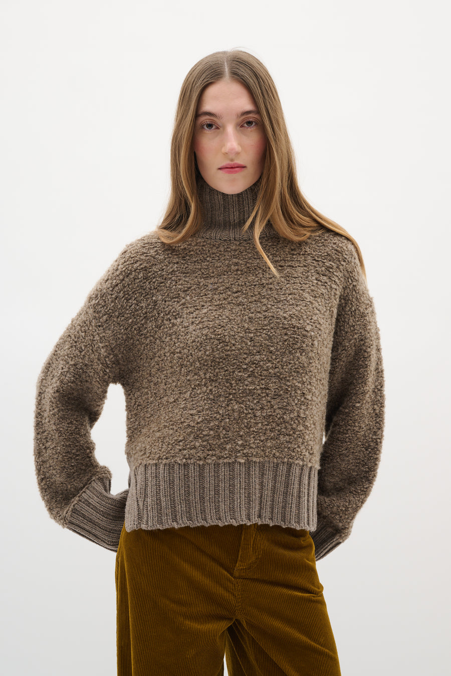 INW30110937 Guo Highneck