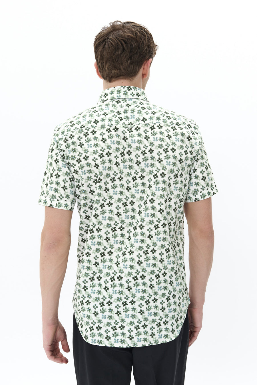 MT30208046 Trostol BU S/S Painted Floral Pattern