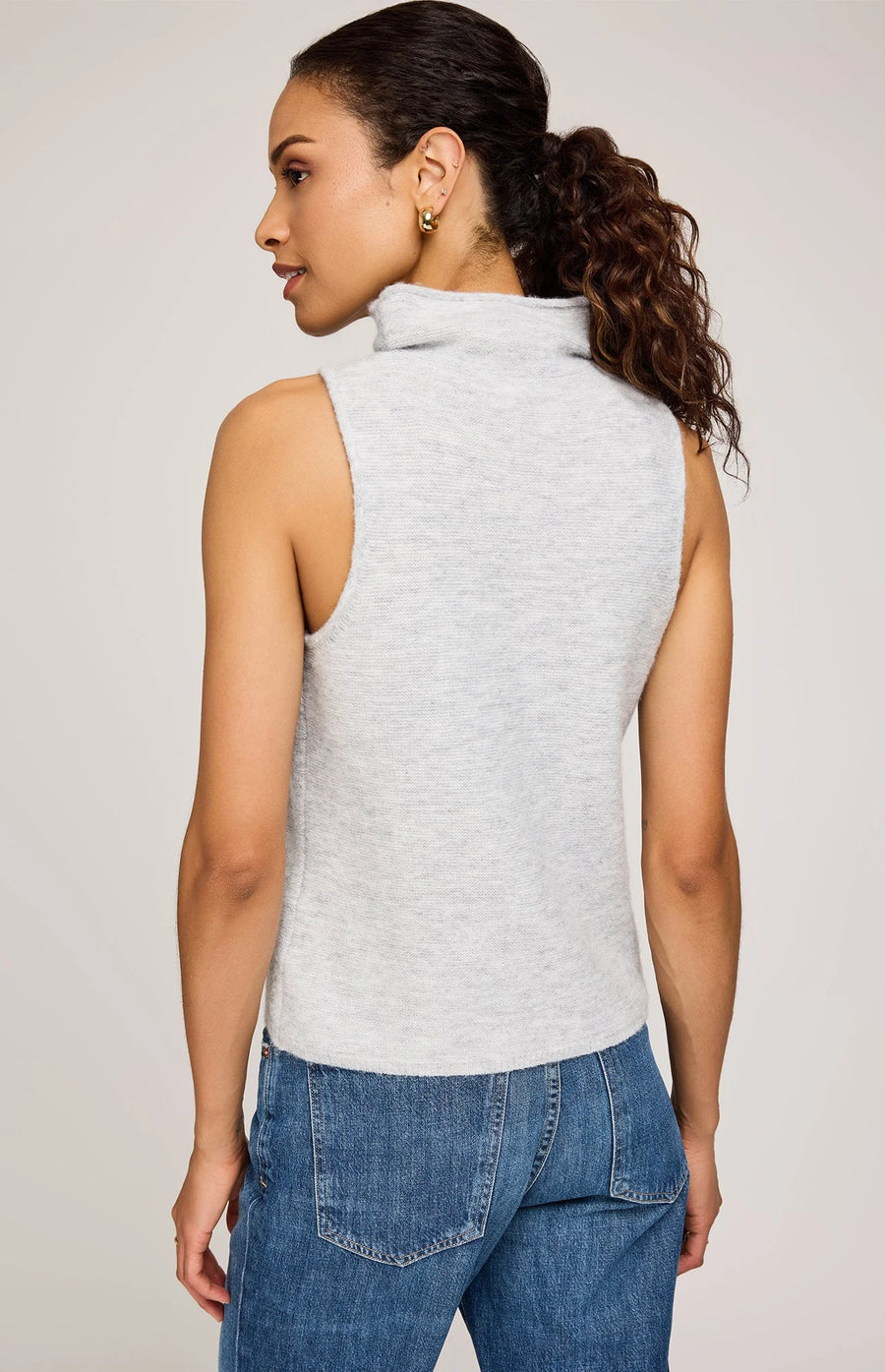 GFX2508-3111 Orla Sleeveless Roll Neck Vest