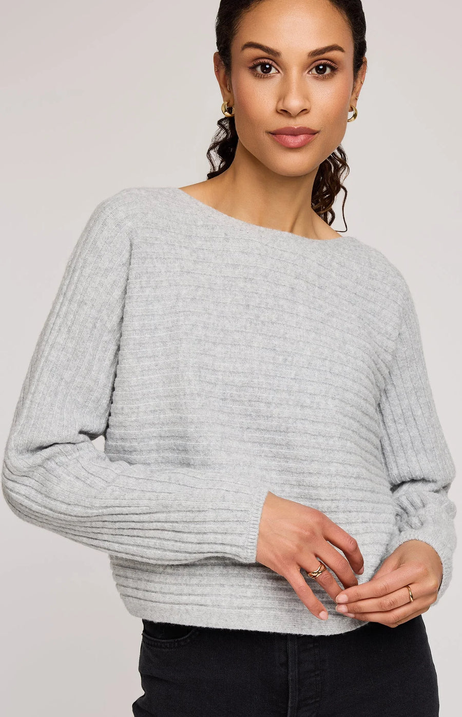 GFX2508-3114 Niko Boxy Crop Sweater