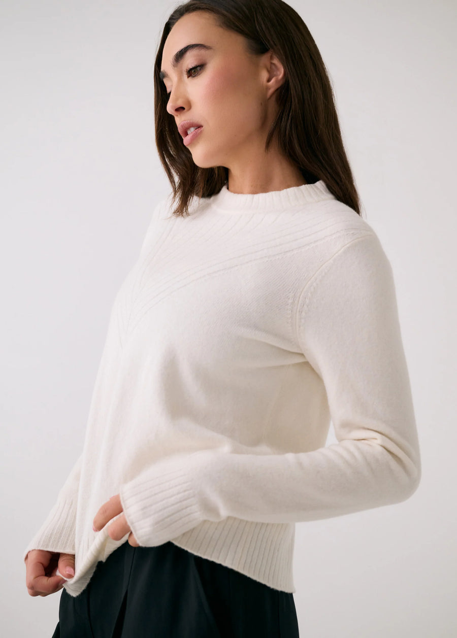 LO4643 Camila Crew Neck Sweather