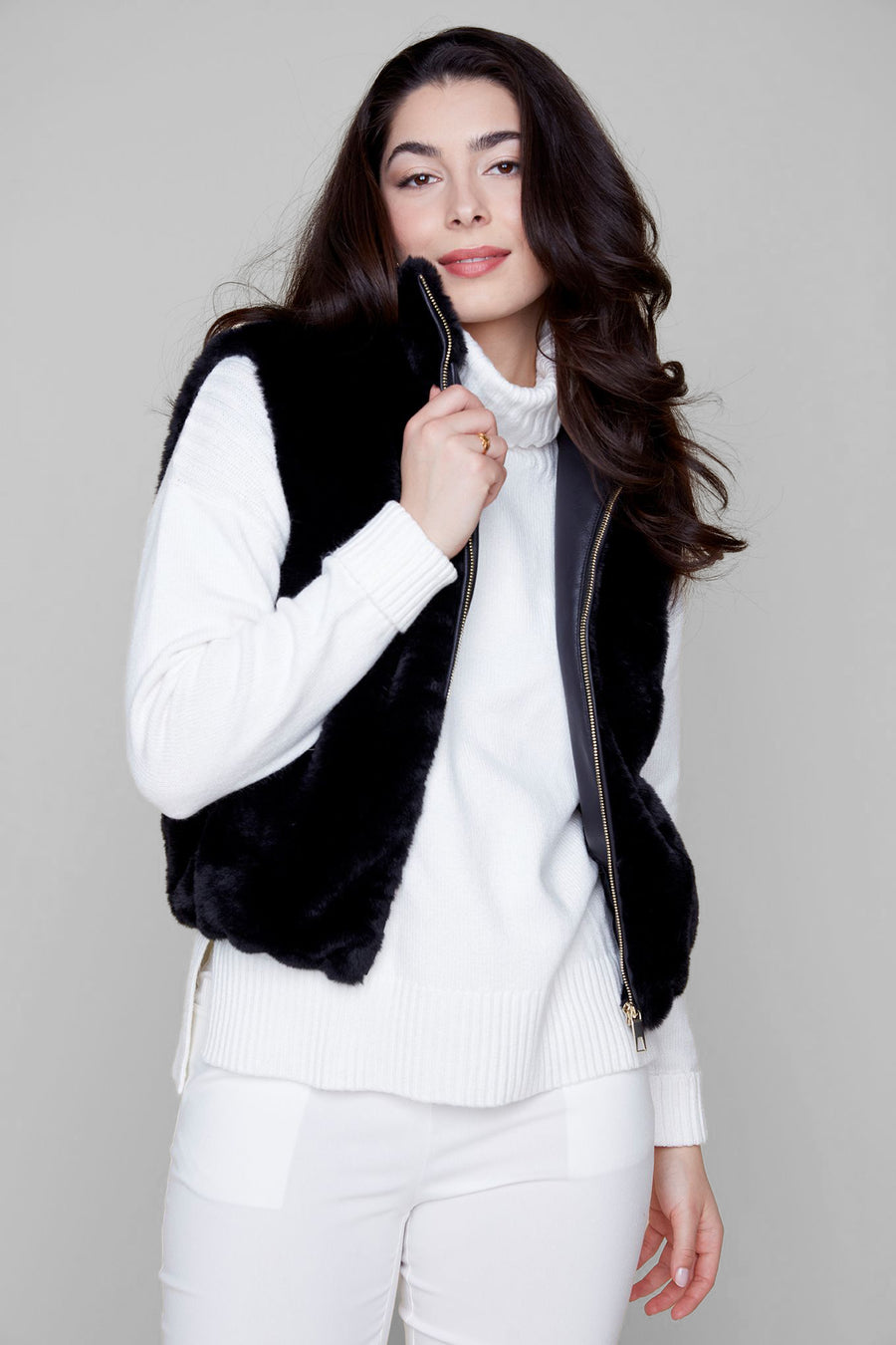REN3879 Cropped Faux Fur Vest