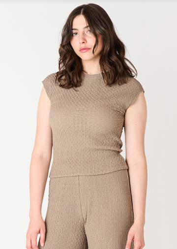 BT2524014 S/S Drop Shoulder Textured Top