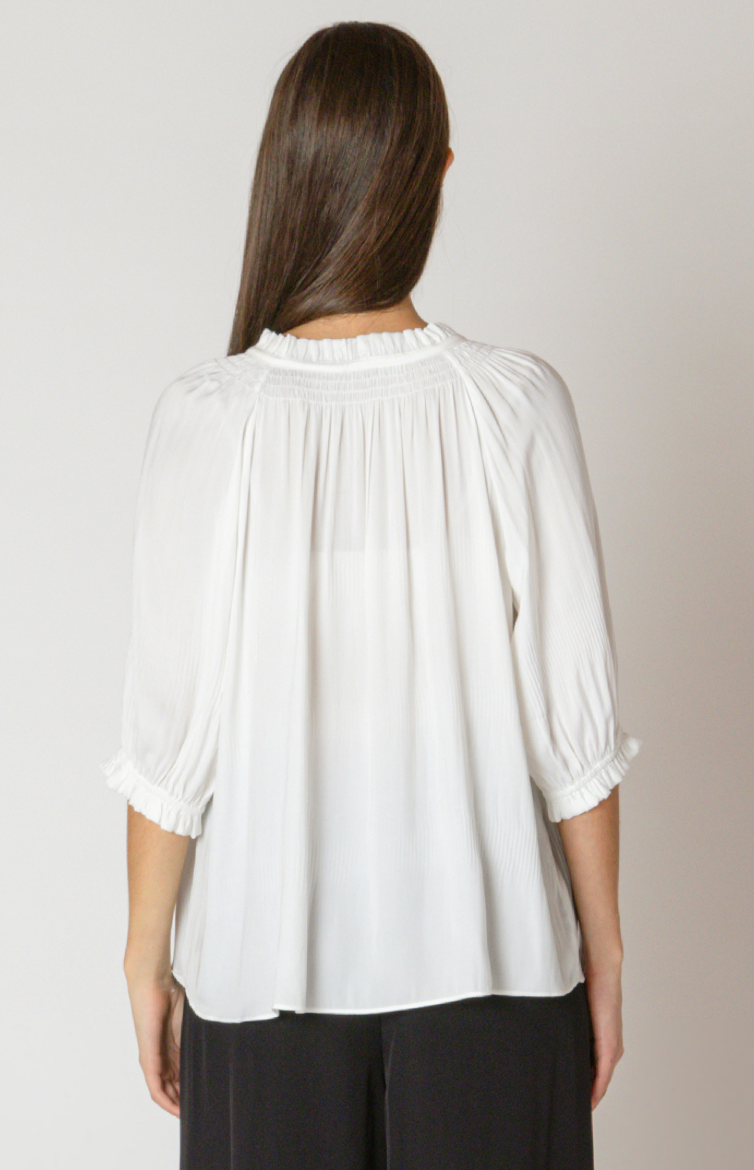 BT2623703 Soft Pleated Blouse