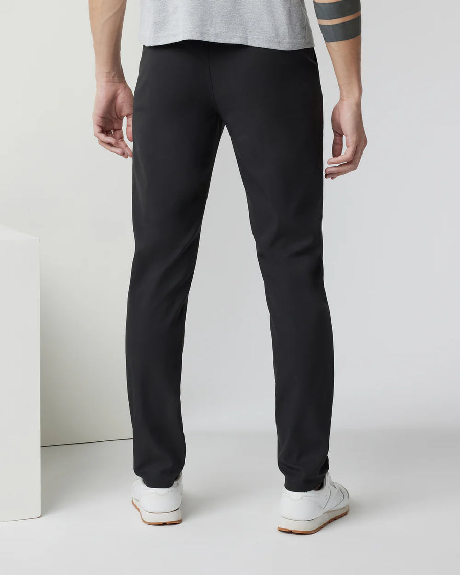 V427 Cascade Tech Chino Pant