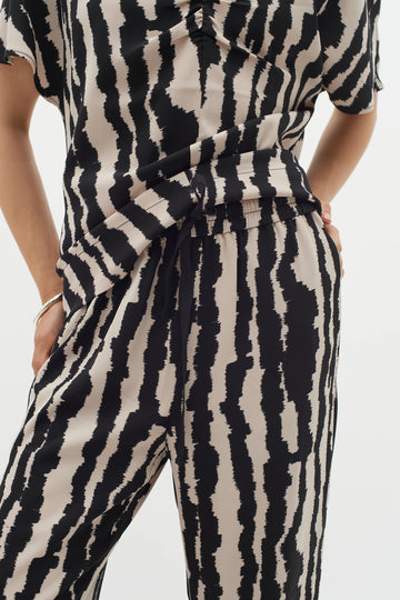 INW30109334 Xeenia Pant - kc clothing