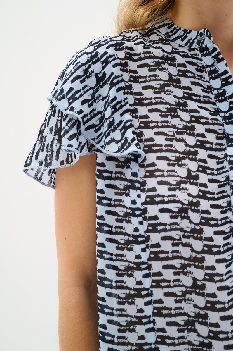 INW30110250 Cessie Blouse - kc clothing