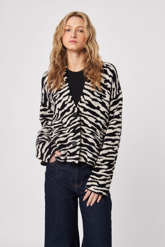 JJ553 Xavier Button Front Cardigan - kc clothing