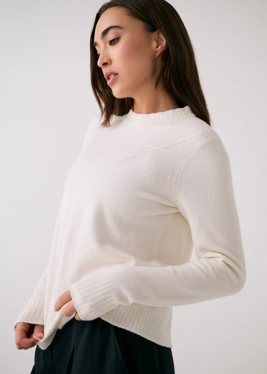 LO4643 Camila Crew Neck Sweather - kc clothing