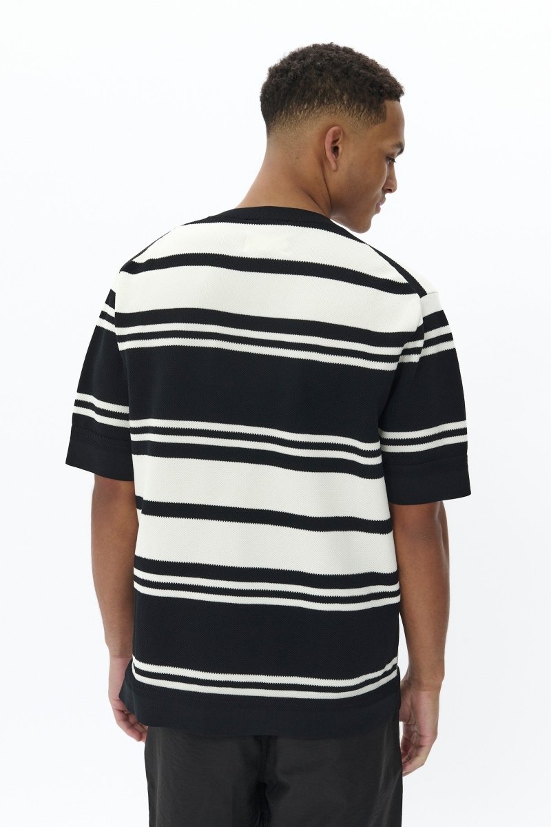 MT30208110 Trivolt 73 S/S Knit - kc clothing