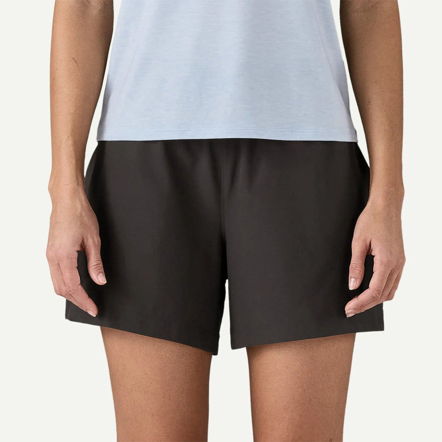 PAT57401 W's Fleetwith Shorts - kc clothing