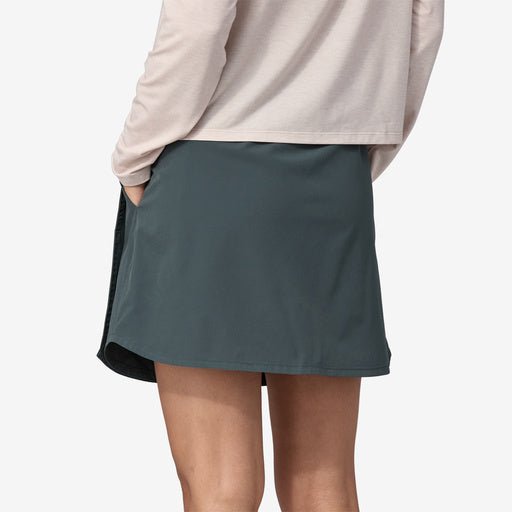 PAT58636 W's Fleetwith Skort - kc clothing