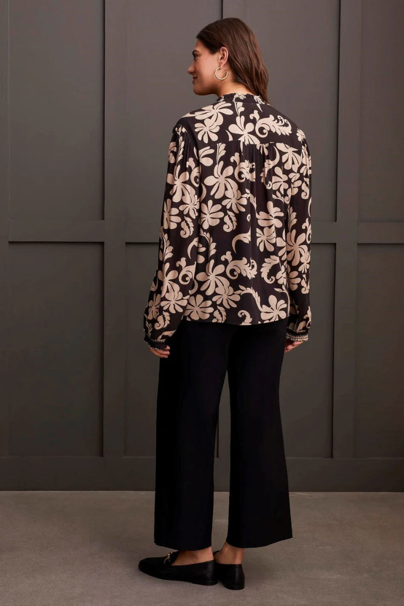 TR1998o L/S Smocked Button Front Blouse - kc clothing