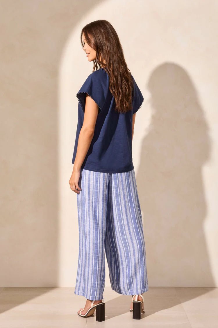 TR2192o S/S Split Neck Top W/Tassles - kc clothing