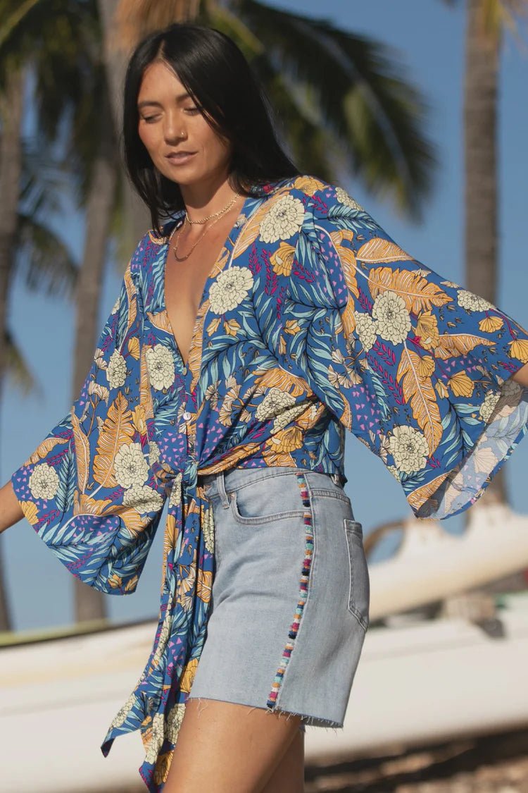 TR2217xx Kimono Top W/Front Tie - kc clothing