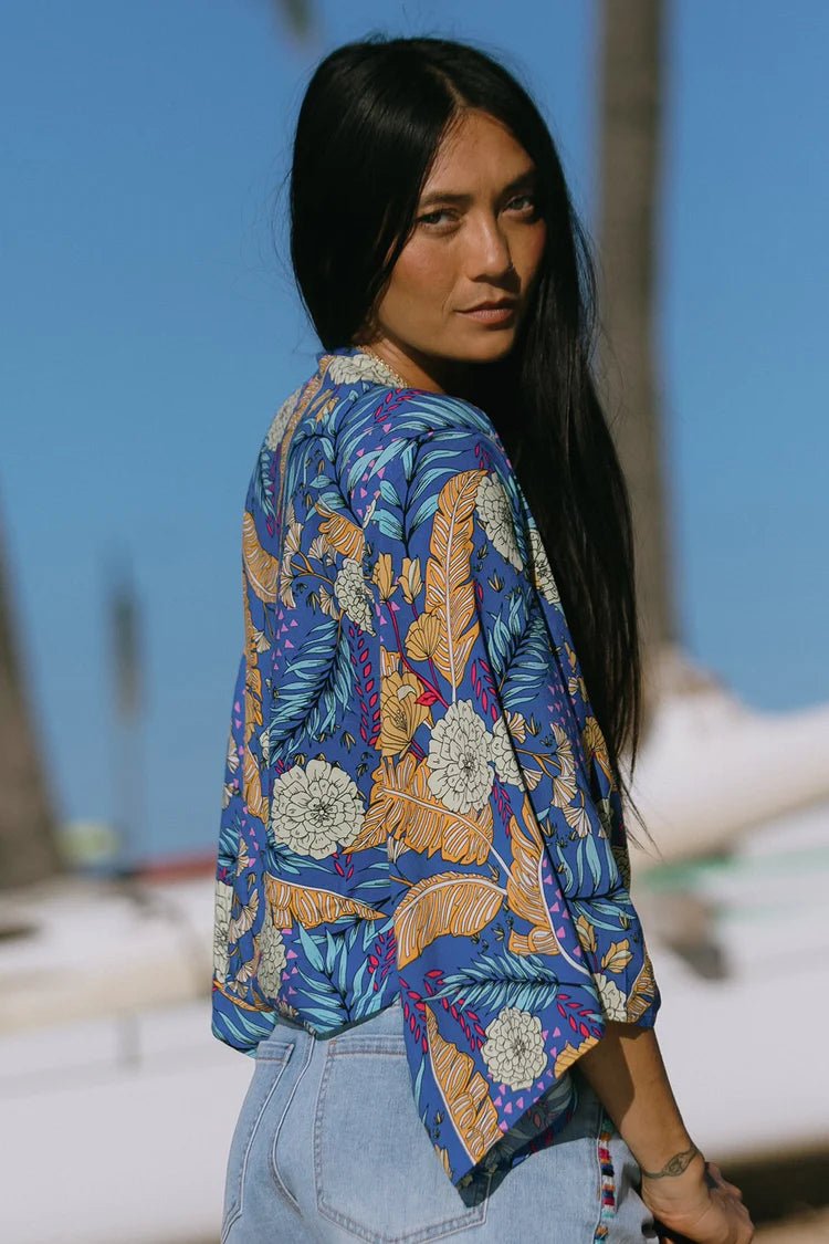 TR2217xx Kimono Top W/Front Tie - kc clothing