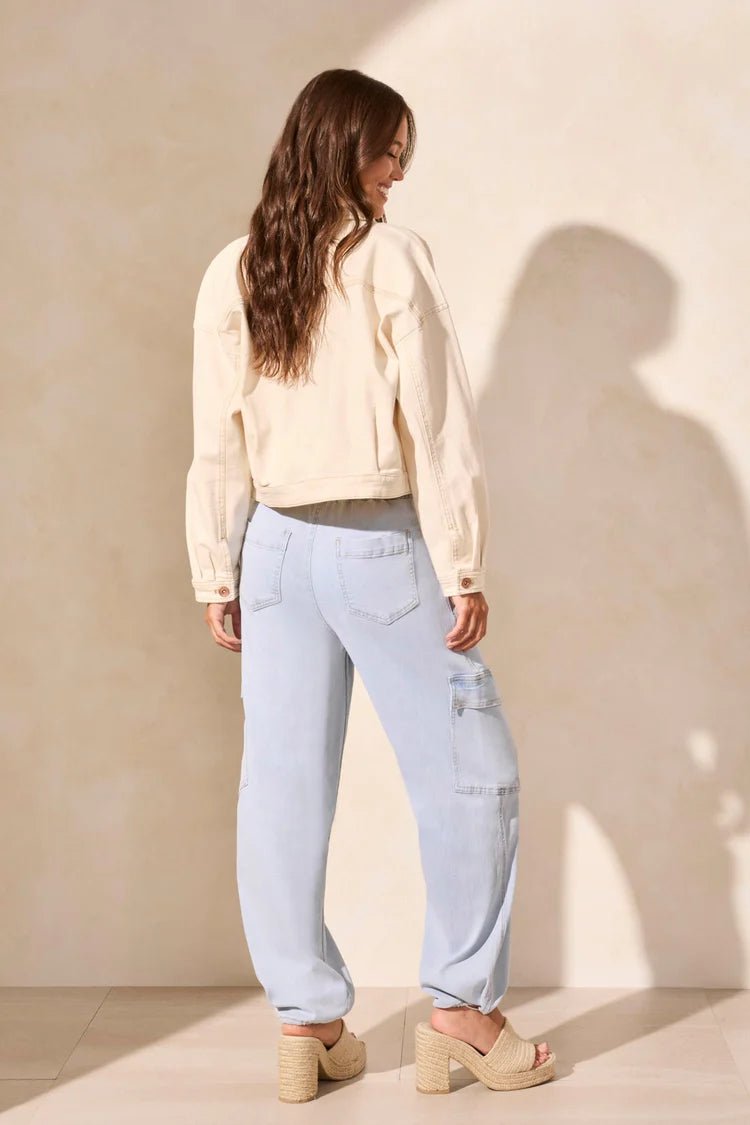 TR5847o Drop Shoulder Crop Denim Jacket - kc clothing