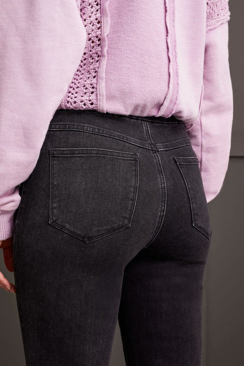 TR6733o Audrey Pull On Straight Leg Denim - kc clothing