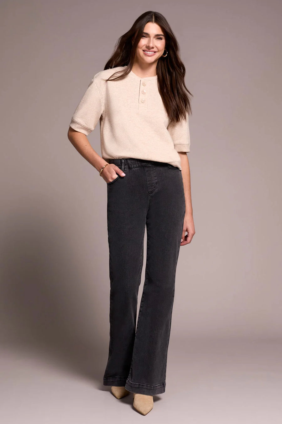 TR5860o Audrey Pul lOn Flare Jean