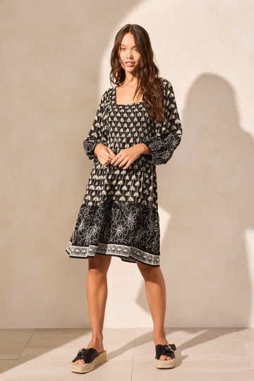 TR928o Wear 2 Ways Embroidred Dress